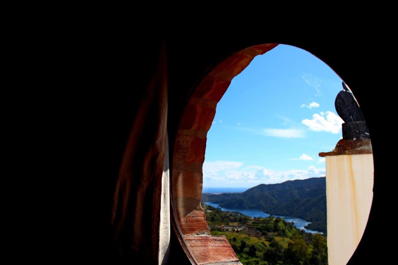 Hotel Rural Los Jarales อิสตาน ภายนอก รูปภาพ