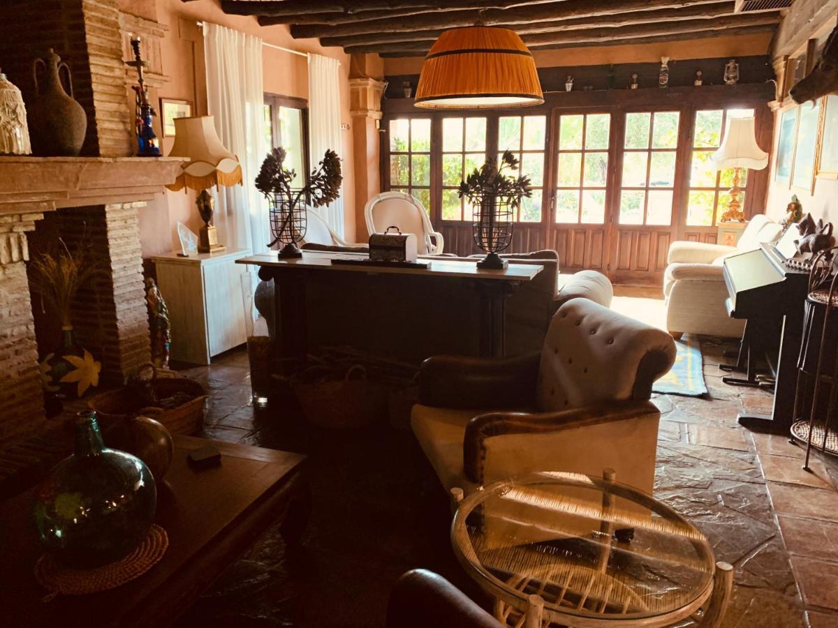 Hotel Rural Los Jarales อิสตาน ภายนอก รูปภาพ