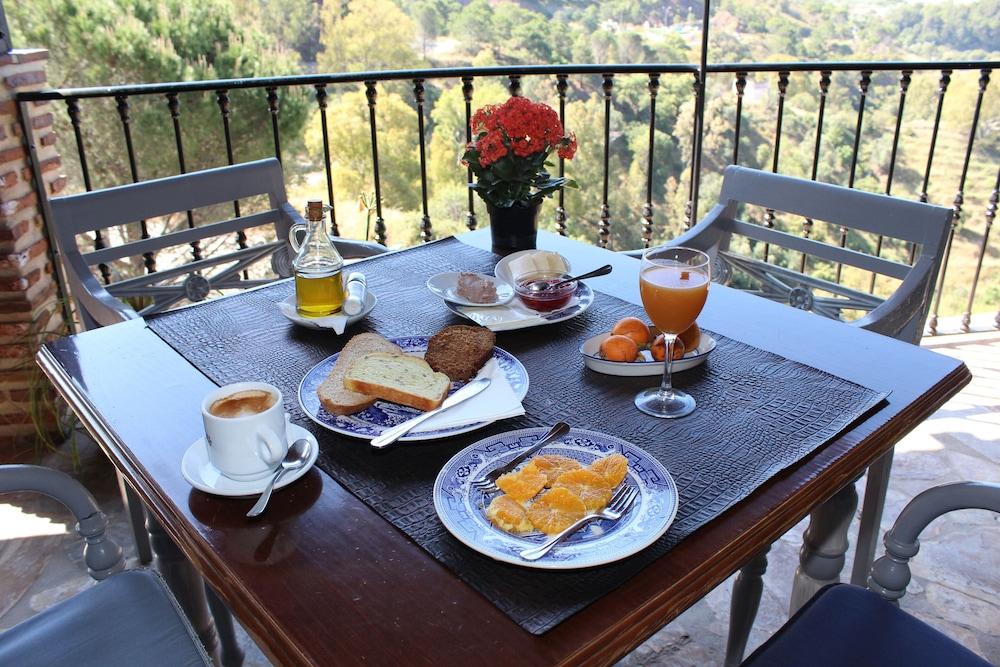 Hotel Rural Los Jarales อิสตาน ภายนอก รูปภาพ