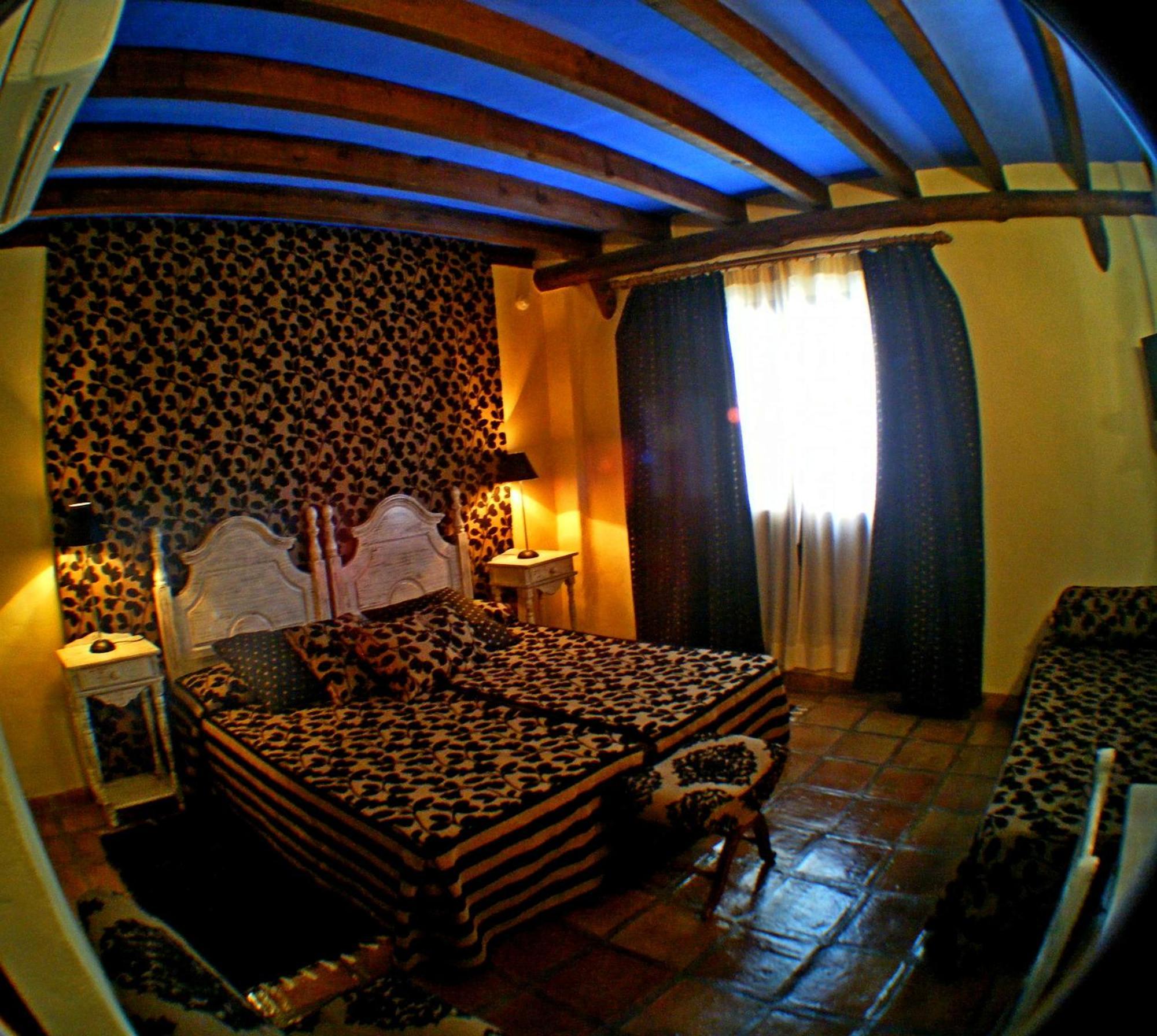 Hotel Rural Los Jarales อิสตาน ห้อง รูปภาพ